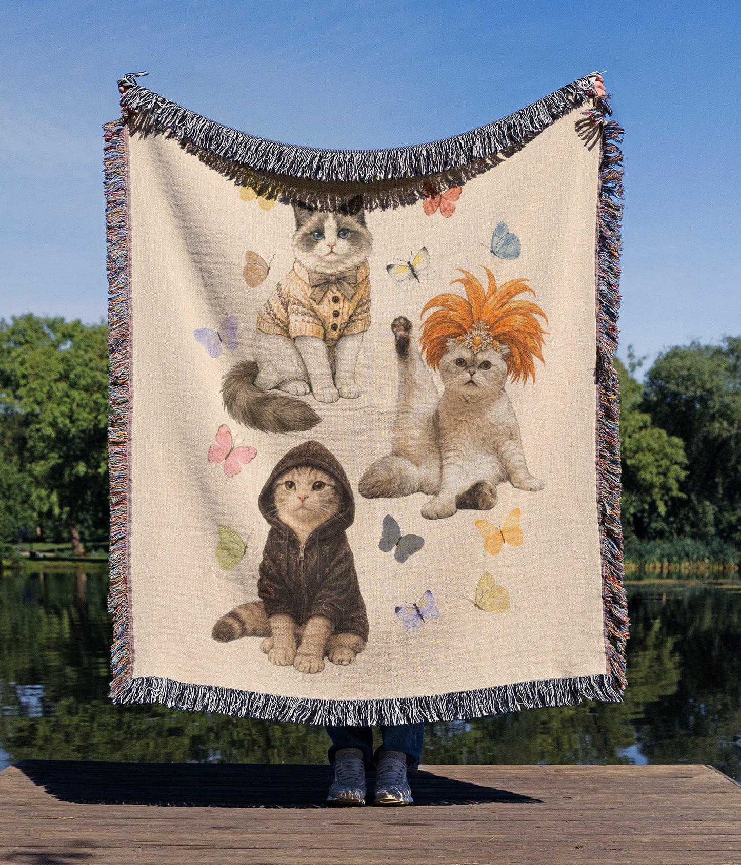 The Most Iconic Cats Woven Blankets